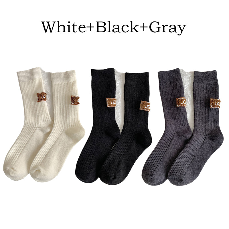 Chaussettes Mi-Mollet en Cachemire – Élégance, Confort et Chaleur