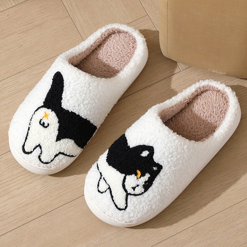 Pantoufles chat mignon – Douceur et confort pour un hiver cocooning
