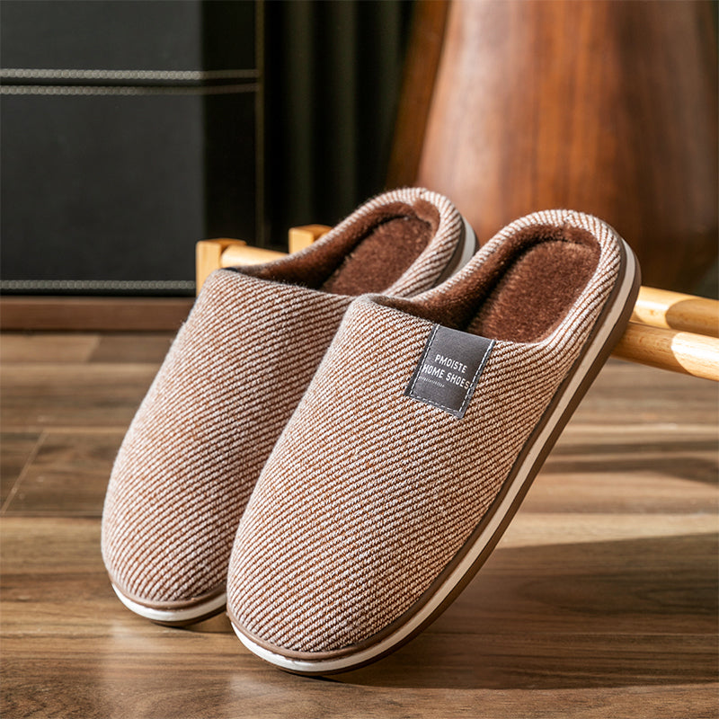 Pantoufles chaudes en coton pour hommes – Confort et style pour l’hiver 2024/2025