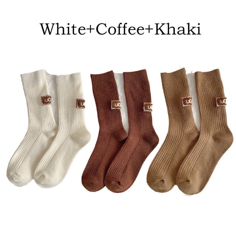 Chaussettes Mi-Mollet en Cachemire – Élégance, Confort et Chaleur