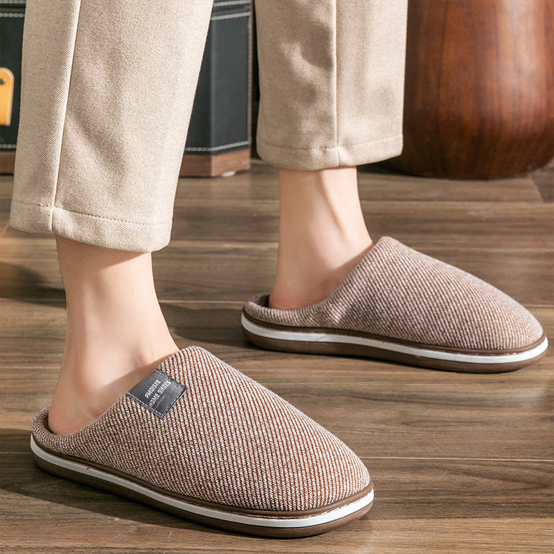 Pantoufles chaudes en coton pour hommes – Confort et style pour l’hiver 2024/2025