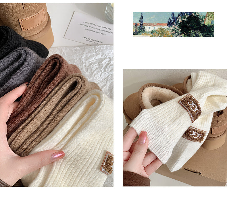Chaussettes Mi-Mollet en Cachemire – Élégance, Confort et Chaleur