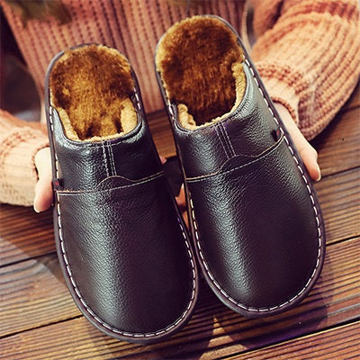 Fiche produit optimisée : Pantoufles de maison en cuir véritable – Collection Hiver 2024/2025